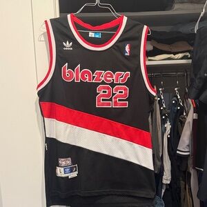 Retro Portland Trail Blazers #22 - Clyde Drexler